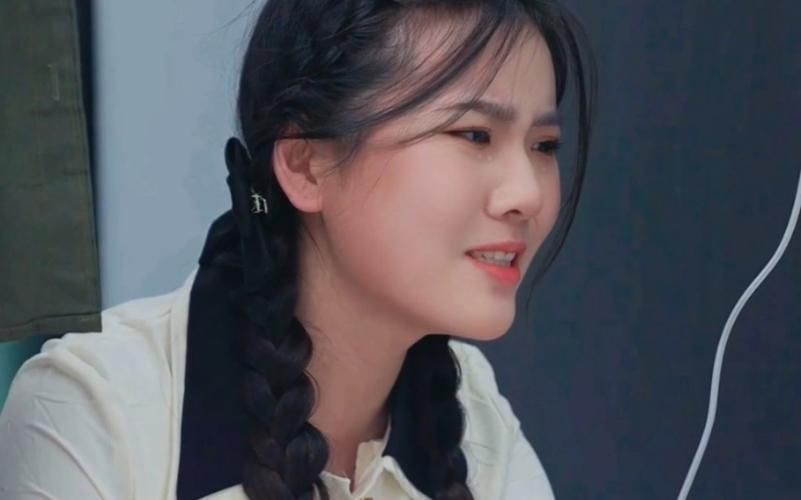 贬值我成了世界首富第61-96集(大结局)